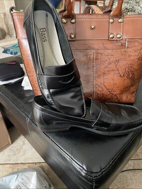BASS LOAFERS